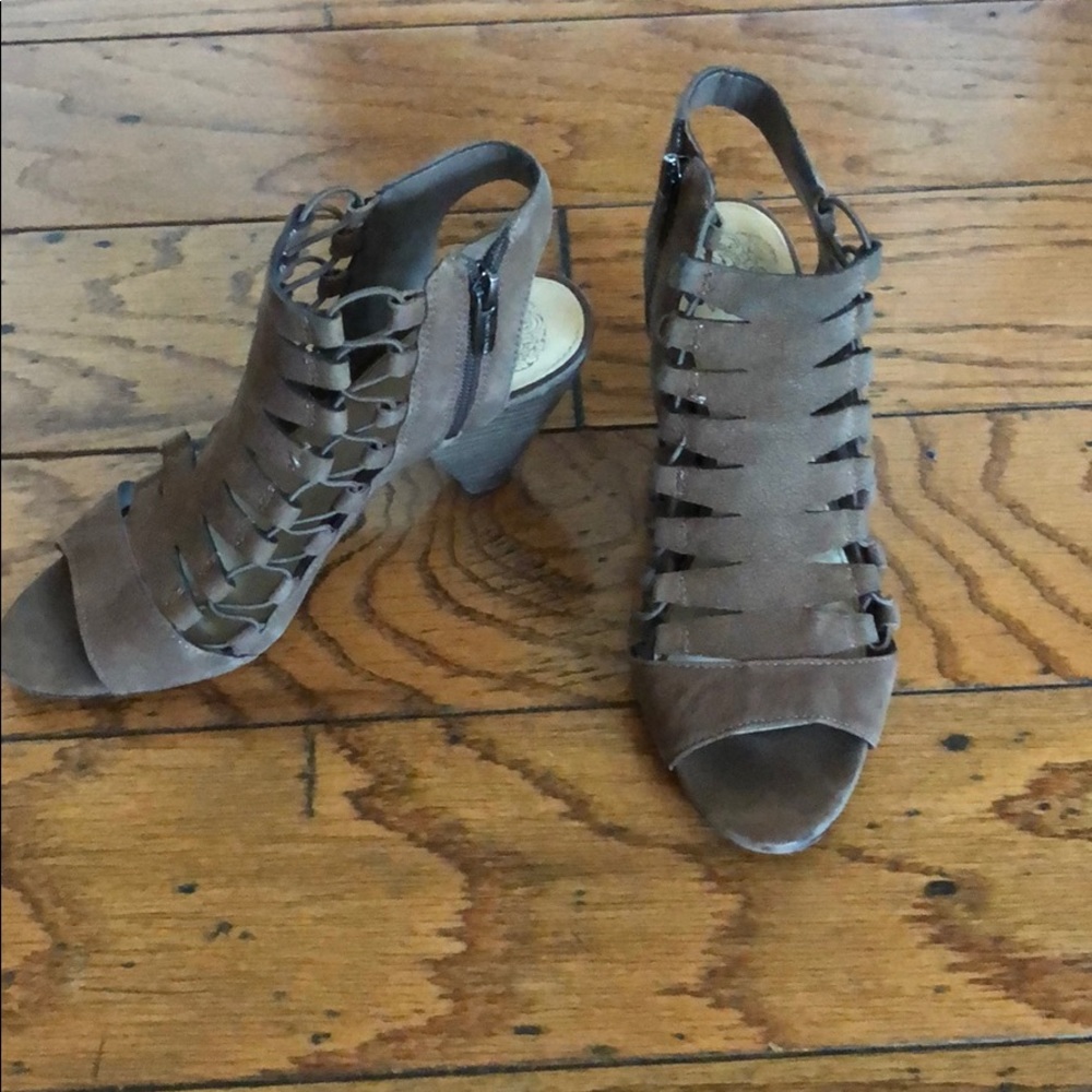 Vince Camino Beige Tan Heels Size 8
